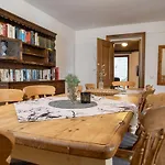 The House Prázdninový dům Mojstrana