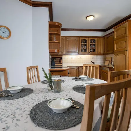 Сasa de vacaciones The House