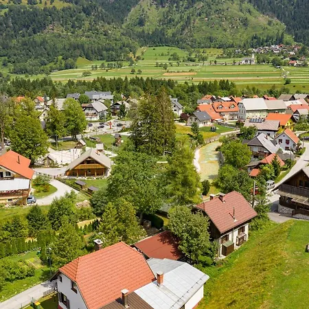 Сasa de vacaciones The House