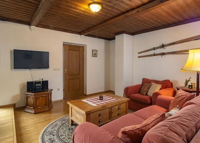 Ferienhaus The House *